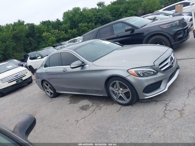 55SWF4JB3FU054336 Mercedes-Benz C 300 Sport