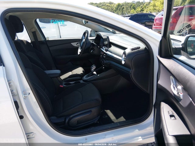 Продажа на аукционе авто 2024 Kia Forte Lx, vin: 3KPF24AD3RE811583, номер лота: 45253061