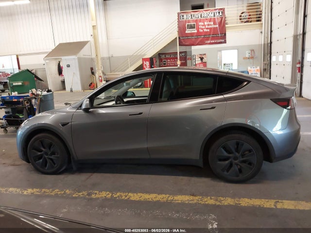 Tesla Model Y Rwd 2025 7SAYGDED0SF279071 Image 14