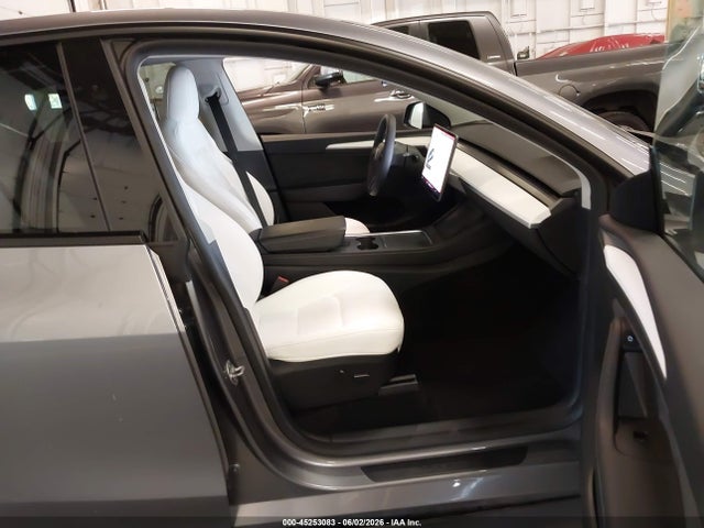 Tesla Model Y Rwd 2025 7SAYGDED0SF279071 Image 5