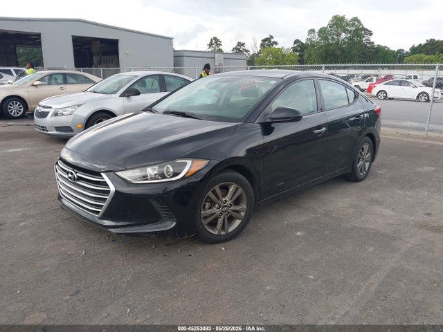 Продажа на аукционе авто 2017 Hyundai Elantra Se, vin: 5NPD84LF2HH086492, номер лота: 45253093
