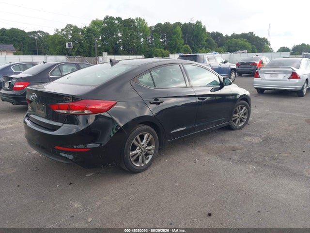 Продажа на аукционе авто 2017 Hyundai Elantra Se, vin: 5NPD84LF2HH086492, номер лота: 45253093