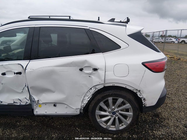 1FMCU9DZ1NUA92889 Ford Escape Titanium Hybrid