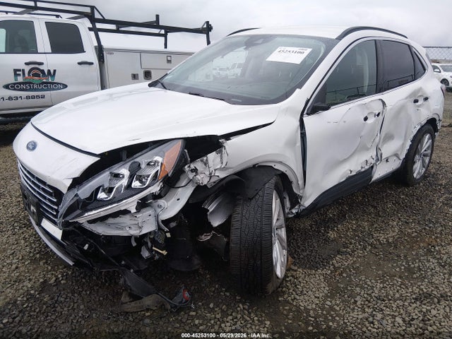 1FMCU9DZ1NUA92889 Ford Escape Titanium Hybrid