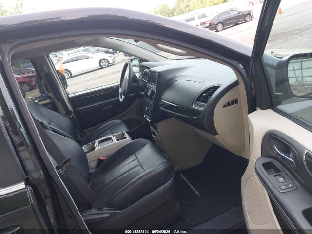 Продажа на аукционе авто 2016 Chrysler Town & Country Touring, vin: 2C4RC1BG2GR208654, номер лота: 45253104