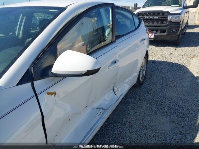 5NPD84LF7KH403609 Hyundai ELANTRA SEL