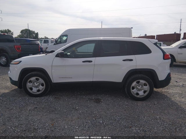 1C4PJMAB1GW313925 Jeep Cherokee Sport