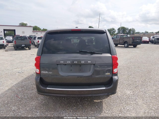 2C4RDGBGXJR312915 Dodge Grand Caravan Se