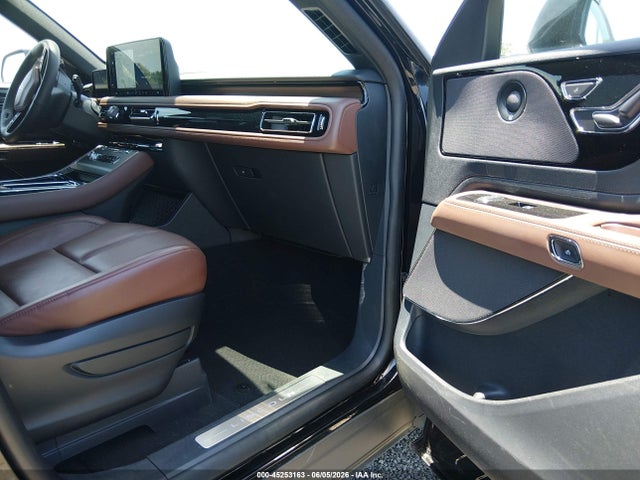 5LM5J7XC6SGL06425 Lincoln Aviator Reserve