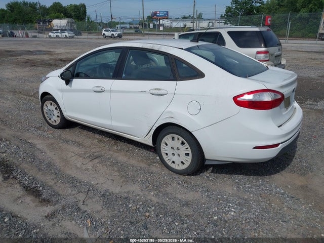 Ford FIESTA S 2014 3FADP4AJ3EM173940 Image 3