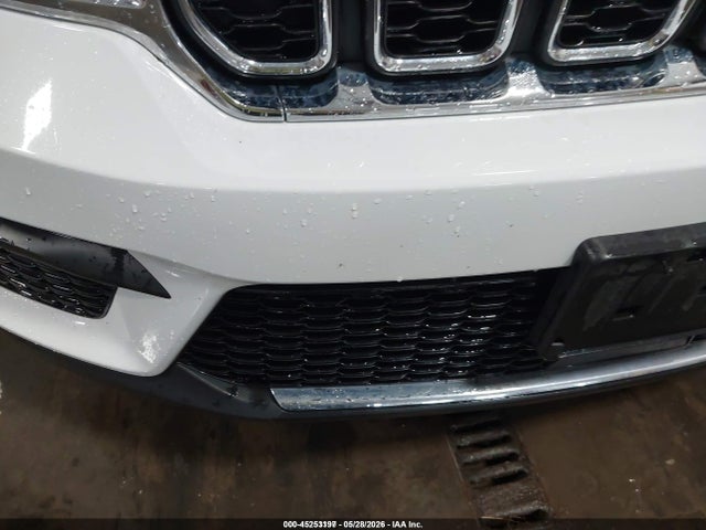 1C4RJHAG5PC606773 Jeep Grand Cherokee Laredo 4x4
