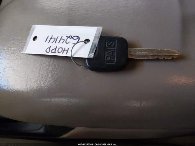 Auction sale of the 2004 Ford Escape Xls, vin: 1FMCU92194KB25337, lot number: 45253203