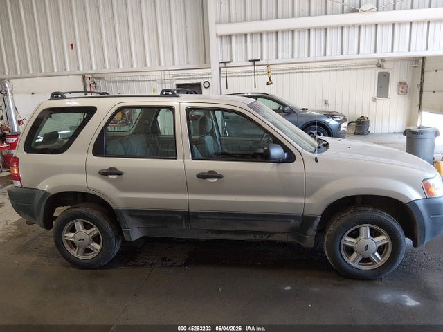 Auction sale of the 2004 Ford Escape Xls, vin: 1FMCU92194KB25337, lot number: 45253203