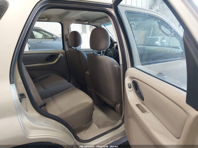 Auction sale of the 2004 Ford Escape Xls, vin: 1FMCU92194KB25337, lot number: 45253203