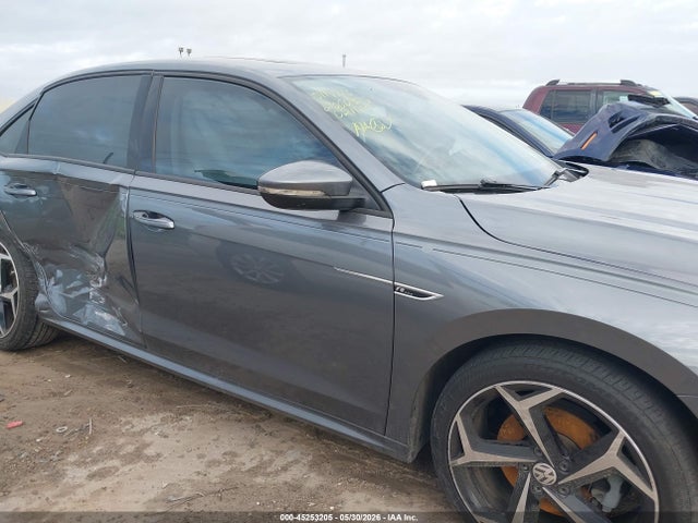 1VWMA7A35LC021197 Volkswagen Passat 2.0t R-line