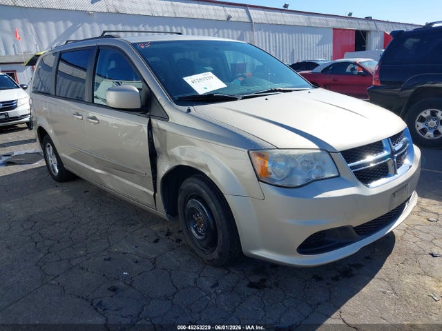 2013 Dodge Grand Caravan Sxt მანქანა იყიდება აუქციონზე, vin: 2C4RDGCG7DR628047, აუქციონის ნომერი: 45253229