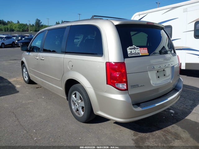 2013 Dodge Grand Caravan Sxt მანქანა იყიდება აუქციონზე, vin: 2C4RDGCG7DR628047, აუქციონის ნომერი: 45253229