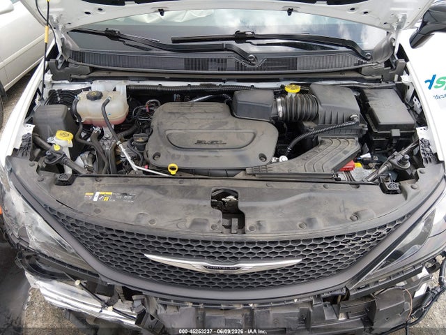 Chrysler Voyager Lx 2025 2C4RC1CG1SR535053 Image 10