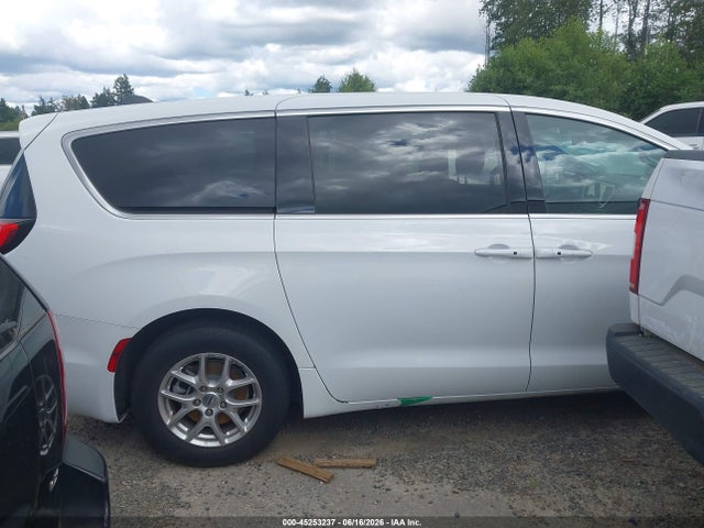 Chrysler Voyager Lx 2025 2C4RC1CG1SR535053 Image 15