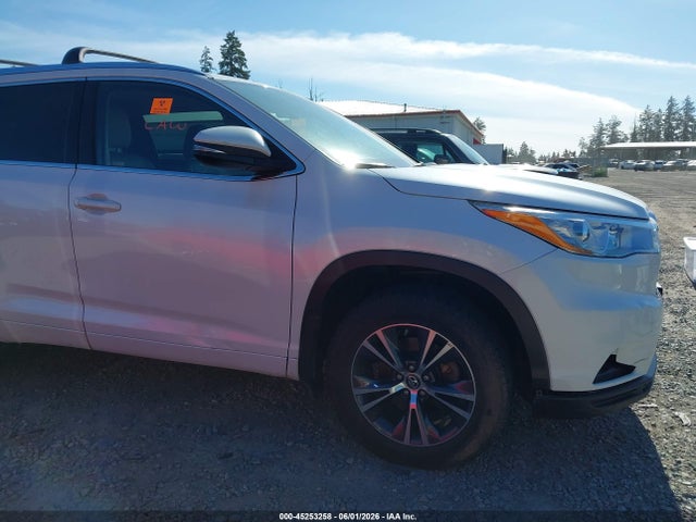 5TDJKRFH8GS303793 Toyota Highlander Xle V6
