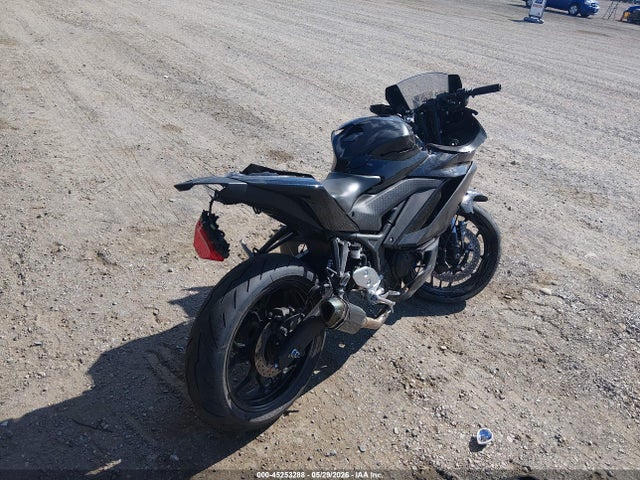 Yamaha Yzfr3 A 2023 MH3RH18Y8PK013501 Image 4