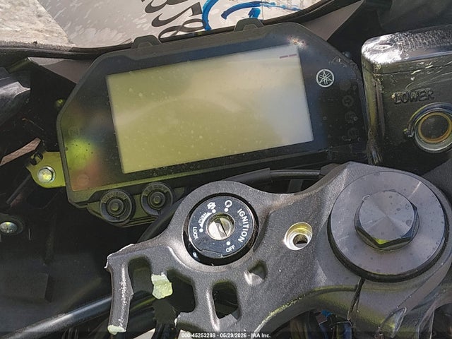 Yamaha Yzfr3 A 2023 MH3RH18Y8PK013501 Image 7