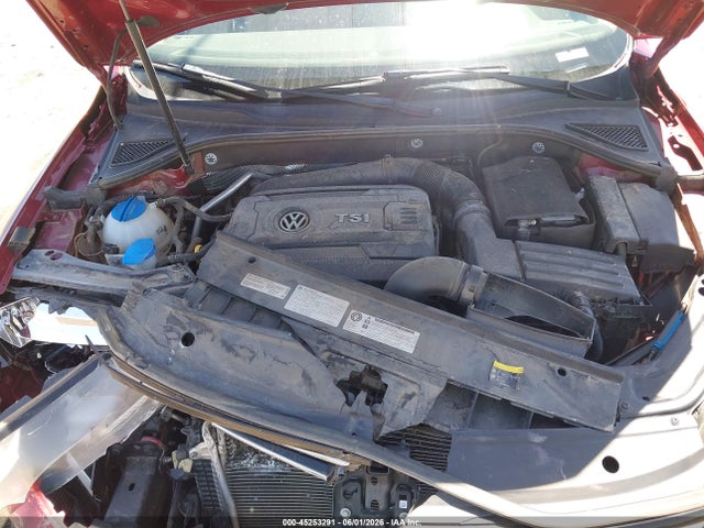 1VWBT7A37GC054998 Volkswagen Passat 1.8t Se