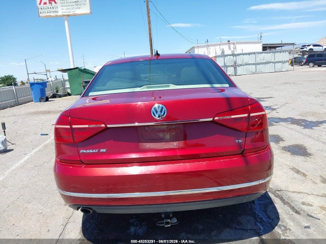 1VWBT7A37GC054998 Volkswagen Passat 1.8t Se