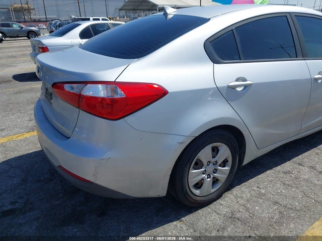 KIA FORTE LX 2016 KNAFK4A6XG5616717 Image 13