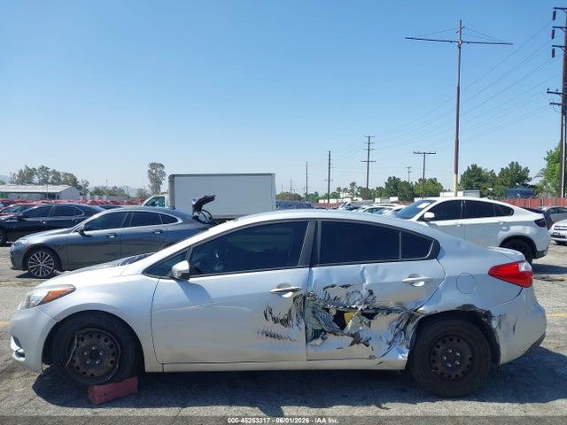 KIA FORTE LX 2016 KNAFK4A6XG5616717 Image 6