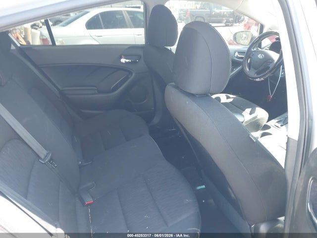 KIA FORTE LX 2016 KNAFK4A6XG5616717 Image 8