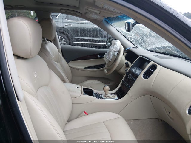 45253320 :رقم المزاد ، JN1AJ0HPXBM801343 vin ، 2011 Infiniti Ex35 Journey مزاد بيع