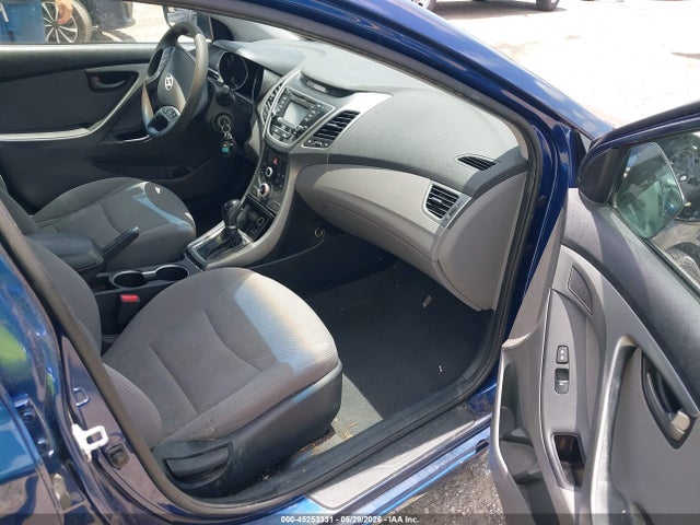 Продаж на аукціоні авто 2016 Hyundai Elantra Se, vin: 5NPDH4AE6GH672606, номер лоту: 45253331
