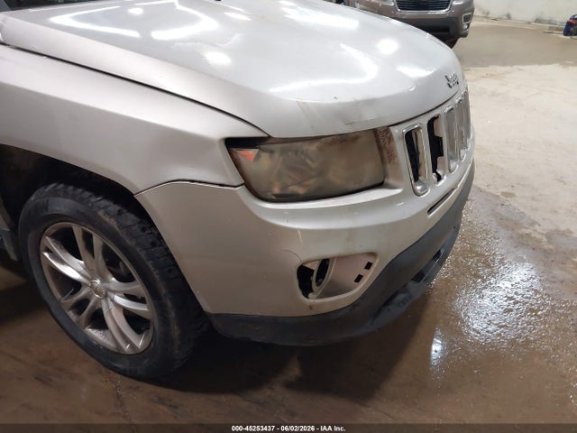 2011 Jeep Compass მანქანა იყიდება აუქციონზე, vin: 1J4NF1FB4BD197165, აუქციონის ნომერი: 45253437