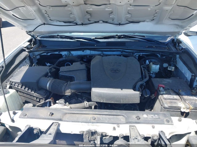 3TMCZ5AN4KM272979 Toyota Tacoma Sr V6