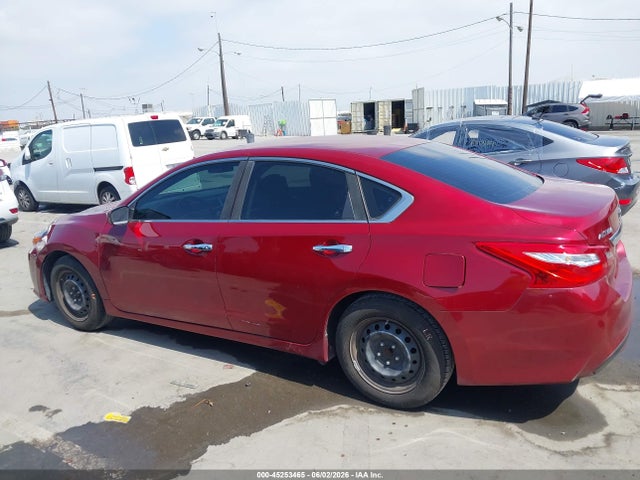 Продаж на аукціоні авто 2018 Nissan Altima 2.5 S, vin: 1N4AL3AP1JC197274, номер лоту: 45253465