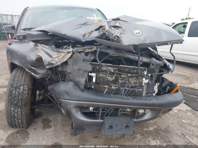45253498 :رقم المزاد ، 1D7HL38X13S183744 vin ، 2003 Dodge Dakota Sport/sxt مزاد بيع