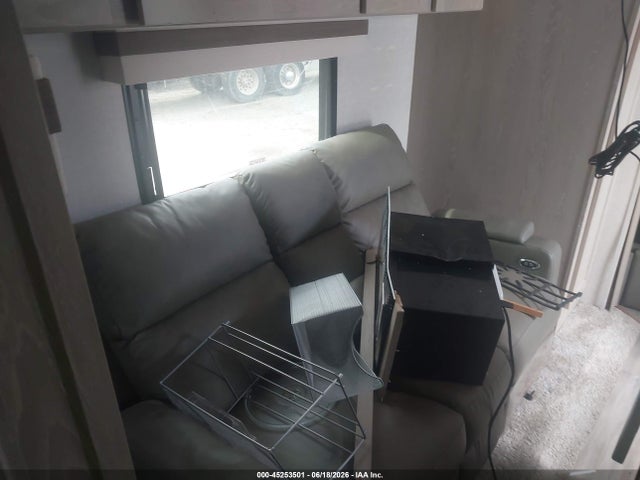 Продажа на аукционе авто 2022 Rockwood Rockwood, vin: 4X4TRLA20ND448785, номер лота: 45253501