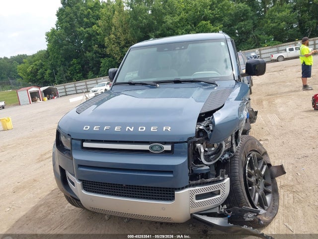 Продажа на аукционе авто 2024 Land Rover Defender 110 P300, vin: SALEJ7EX1R2257048, номер лота: 45253541