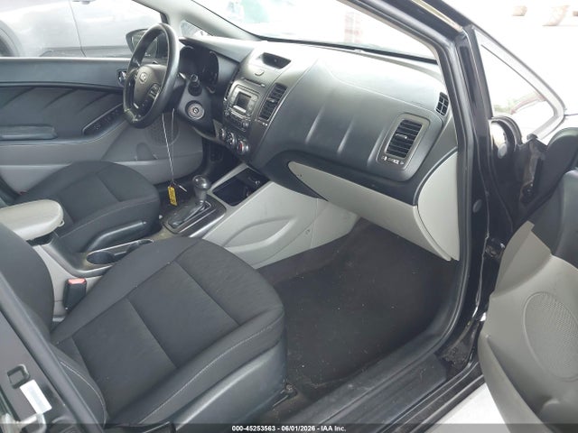 Aukcja sprzedaży 2015 Kia Forte Lx, vin: KNAFX4A61F5268628, numer aukcji: 45253563