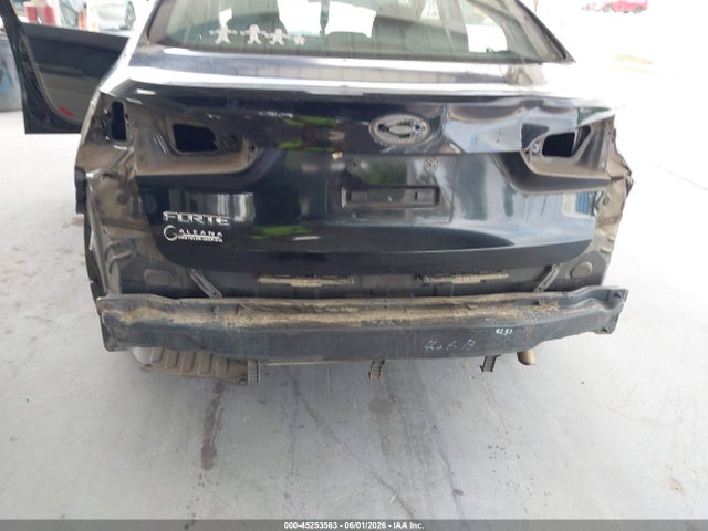 Aukcja sprzedaży 2015 Kia Forte Lx, vin: KNAFX4A61F5268628, numer aukcji: 45253563