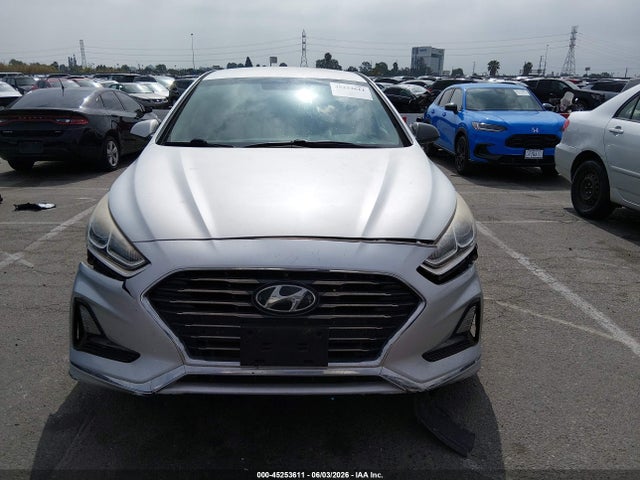 Hyundai SONATA SE 2018 5NPE24AF0JH689844 Image 11