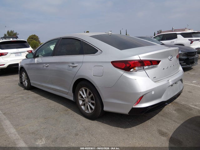 Hyundai SONATA SE 2018 5NPE24AF0JH689844 Image 3