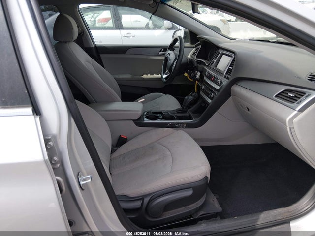 Hyundai SONATA SE 2018 5NPE24AF0JH689844 Image 5