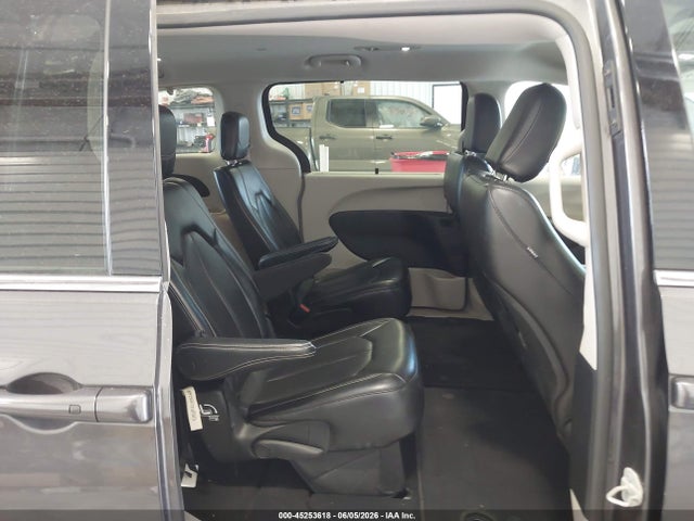 2023 Chrysler Pacifica Touring L მანქანა იყიდება აუქციონზე, vin: 2C4RC1BG8PR560847, აუქციონის ნომერი: 45253618