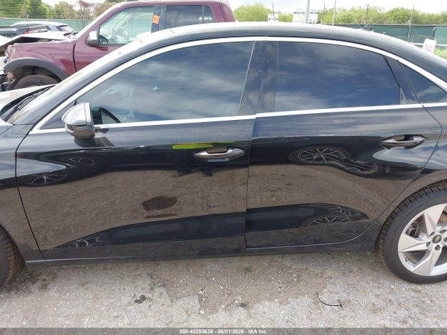 Продаж на аукціоні авто 2023 Audi A3 Premium 40 Tfsi Front-wheel Drive S Tronic, vin: WAUAUDGY4PA035833, номер лоту: 45253636
