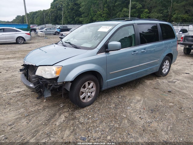 2010 Chrysler Town & Country Touring მანქანა იყიდება აუქციონზე, vin: 2A4RR5D10AR243094, აუქციონის ნომერი: 45253646