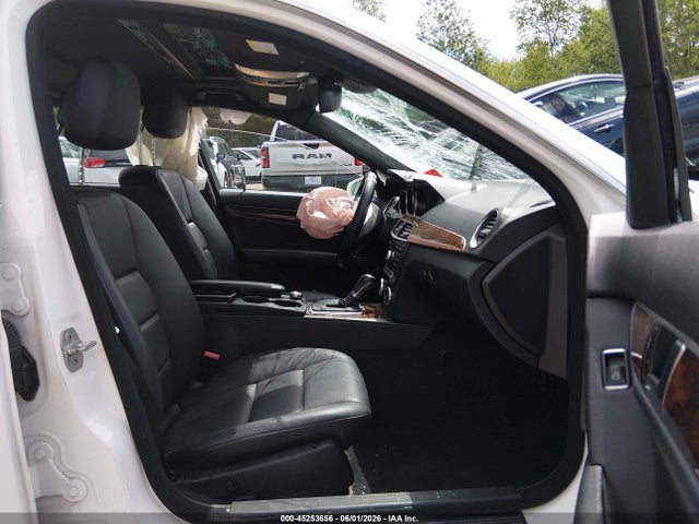 45253656 :رقم المزاد ، WDDGF8AB2DR289336 vin ، 2013 Mercedes-benz C 300 Sport 4matic مزاد بيع