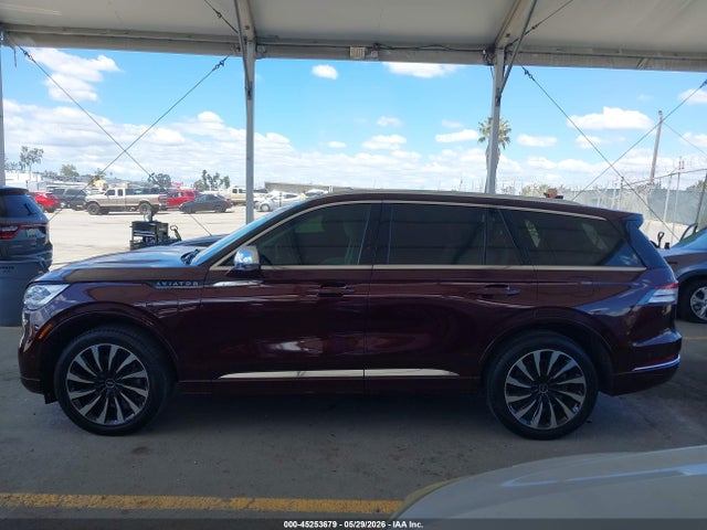 5LMYJ9YY9LGL25037 Lincoln Aviator Black Label Grand Touring