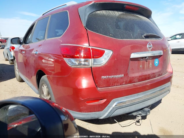 Продажа на аукционе авто 2015 Nissan Pathfinder S, vin: 5N1AR2MN4FC693119, номер лота: 45253683